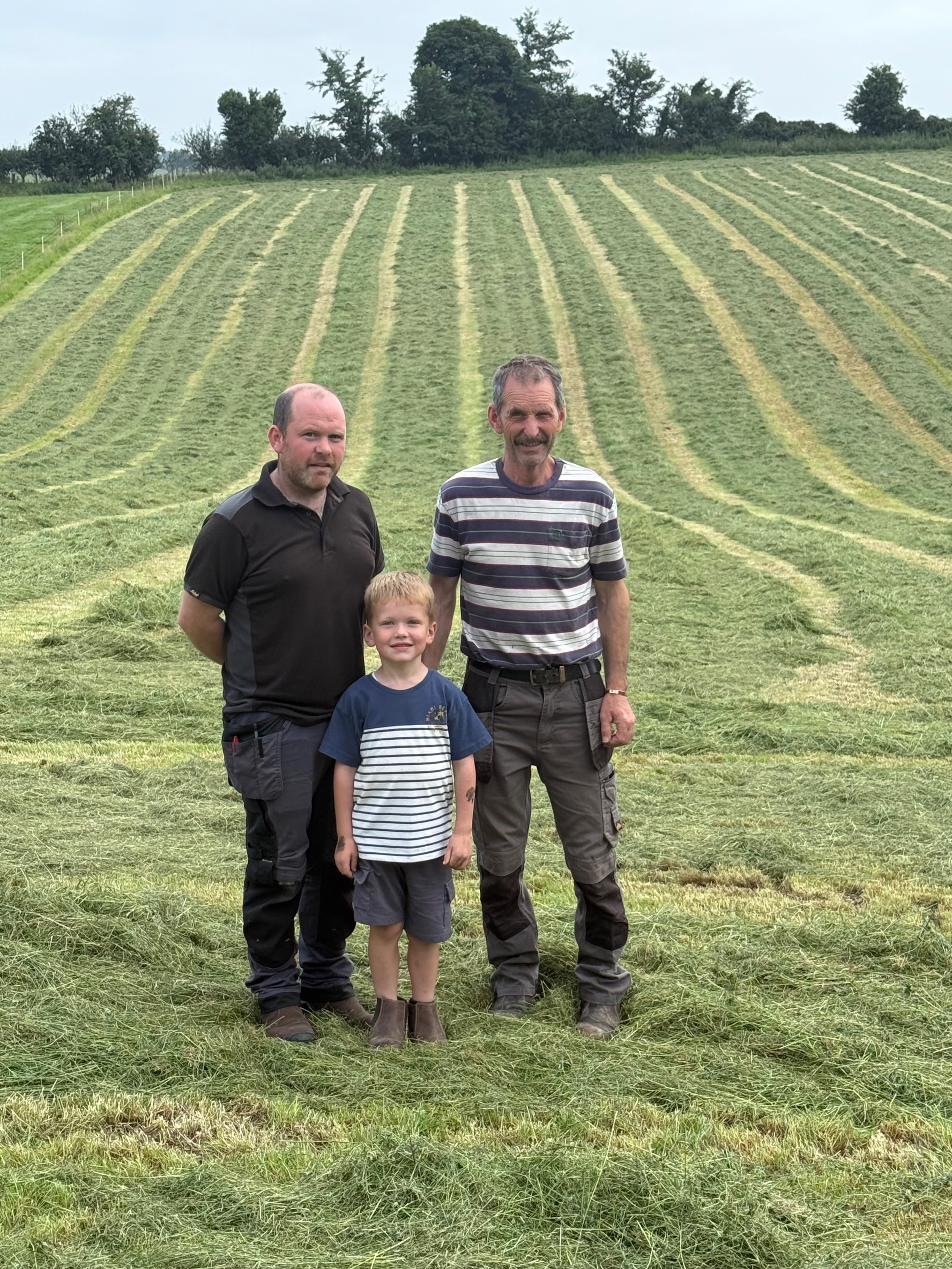 AGRISEARCH TO HOLD RED CLOVER & GRASSCHECK FARM WALK IN COUNTY DOWN